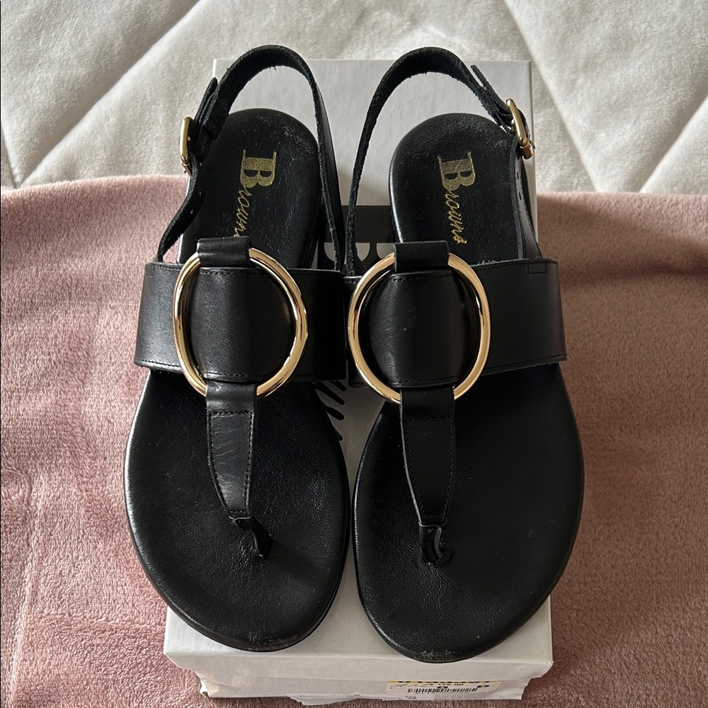 Browns Slingback Thong Sandals with Gold Ring Accent
